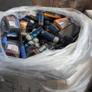 Automotive Fluids Liquidation Pallet — Sealed Motor Oil, ATF, Coolant & Brake Fluid Overstock