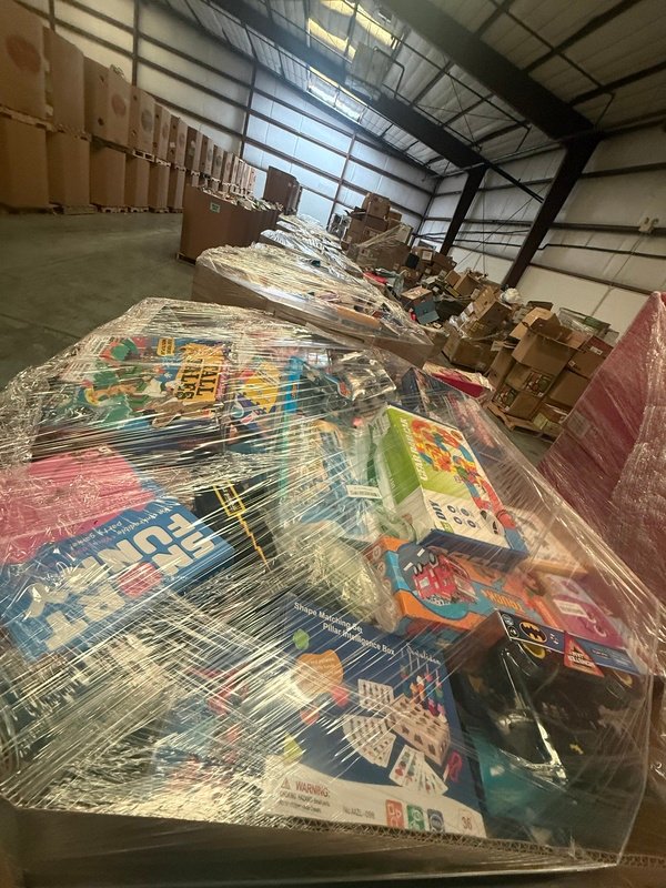 Target Toys Liquidation Truckload – Est. 22–26 Pallets – photo 3 Target Toys Liquidation Truckload – Est. 22–26 Pallets – photo 3