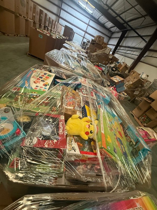Target Toys Liquidation Truckload – Est. 22–26 Pallets – photo 6 Target Toys Liquidation Truckload – Est. 22–26 Pallets – photo 6