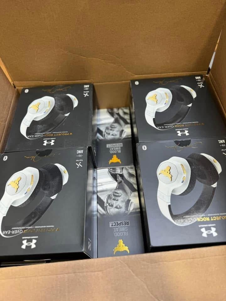 JBL Under Armour Project Rock Headphones Liquidation Pallet – Est. 220–350 Units – photo 4 JBL Under Armour Project Rock Headphones Liquidation Pallet – Est. 220–350 Units – photo 4