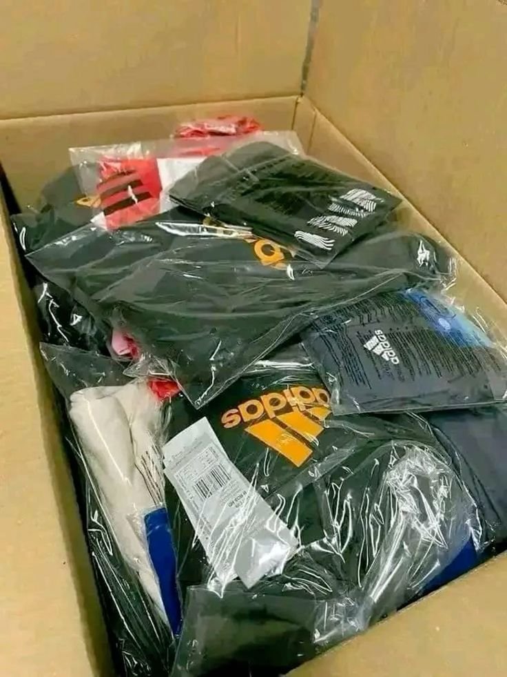 Adidas Women’s Clothing Liquidation Pallet – Est. 160–250 Pairs – photo 2 Adidas Women’s Clothing Liquidation Pallet – Est. 160–250 Pairs – photo 2