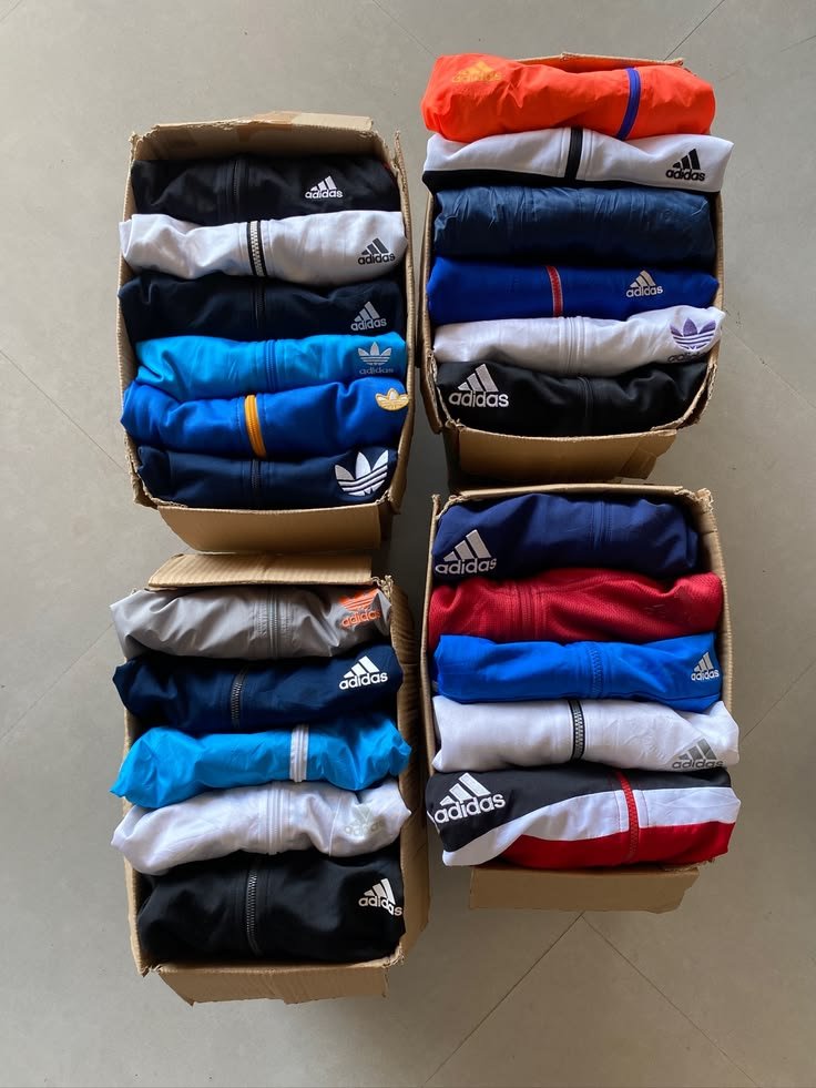 Adidas Women’s Clothing Liquidation Pallet – Est. 160–250 Pairs – photo 4 Adidas Women’s Clothing Liquidation Pallet – Est. 160–250 Pairs – photo 4