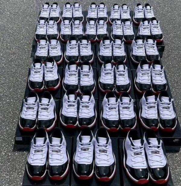 Air Jordan Shoes (100 Pairs) Liquidation Pallet Air Jordan Shoes (100 Pairs) Liquidation Pallet