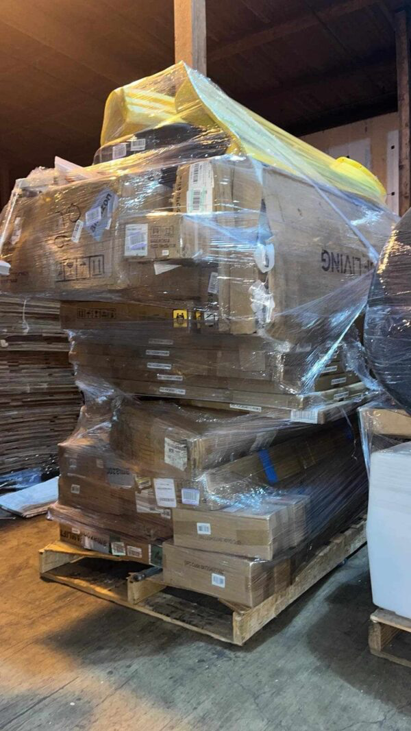 Amazon Double Bulk Liquidation Pallet – Est. 140–220 Units – photo 6 Amazon Double Bulk Liquidation Pallet – Est. 140–220 Units – photo 6
