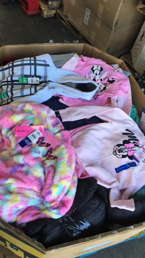 Wholesale Kids Clothing Liquidation Pallet – Est. 140–220 Pieces – photo 2 Wholesale Kids Clothing Liquidation Pallet – Est. 140–220 Pieces – photo 2
