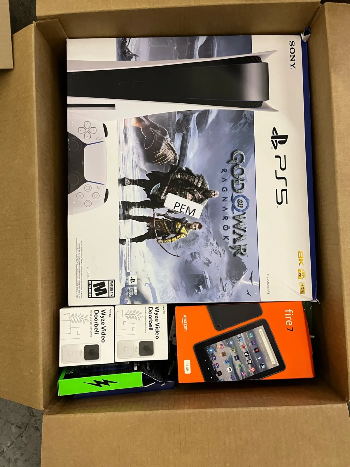 Consumer Tech Resale Lot – Target Electronics Mega Mystery Box – Est. 110–170 Units – photo 5 Consumer Tech Resale Lot - Target Electronics Mega Mystery Box – Est. 110–170 Units – photo 5