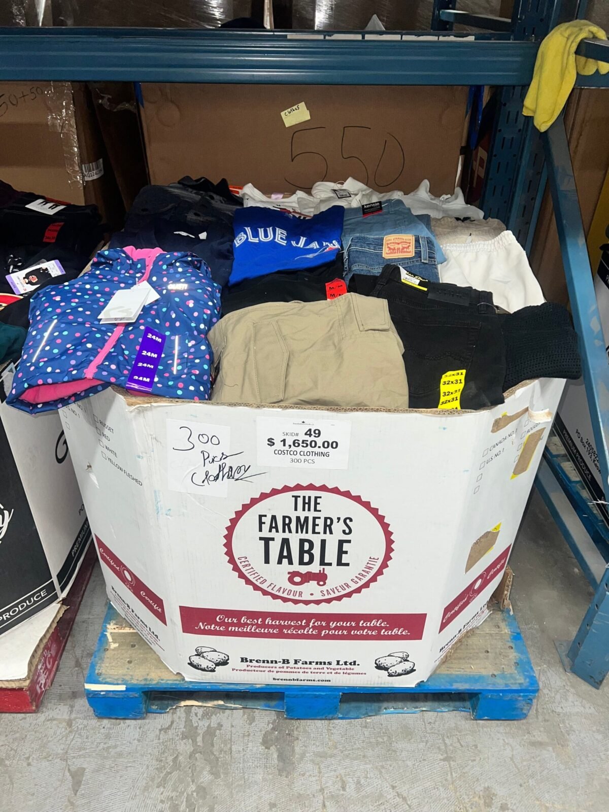 CW Clothing Liquidation Pallet — Lot 11 CW Clothing Liquidation Pallet — Lot 11
