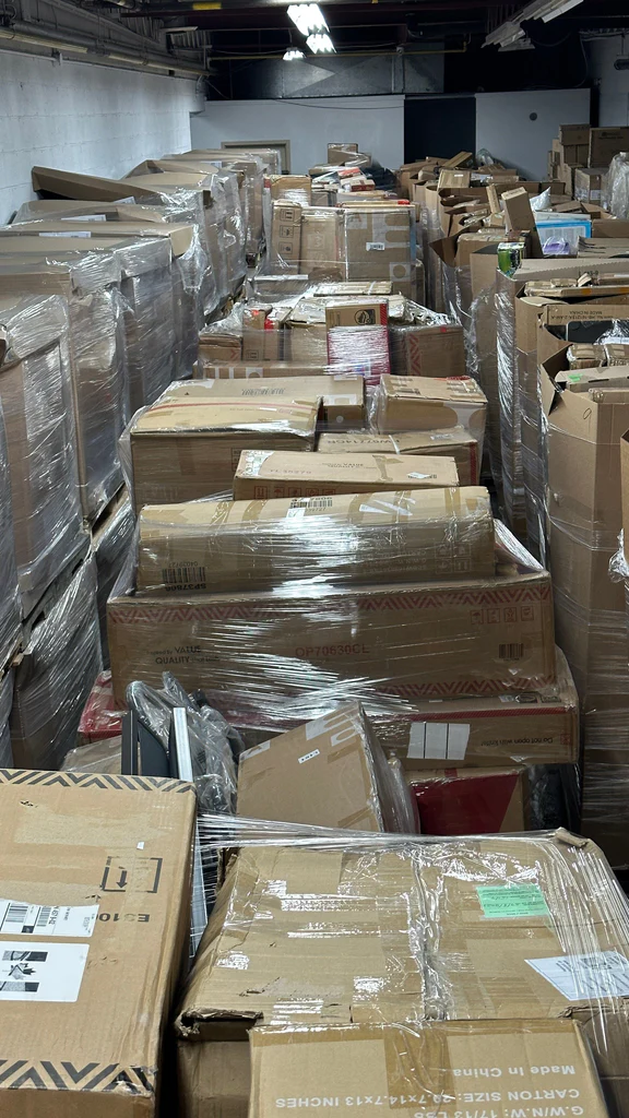 Costway General Merchandise Liquidation Truckload Costway General Merchandise Liquidation Truckload
