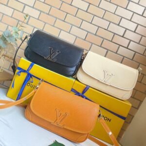 Wholesale Handbags Pallet — 100 Assorted Bags (Coach, MK, Kate Spade Mix)