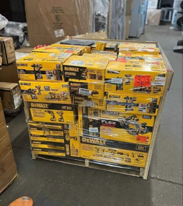 100 Units — DeWalt Tools Pallet (Medium Lot) 100 Units — DeWalt Tools Pallet (Medium Lot)