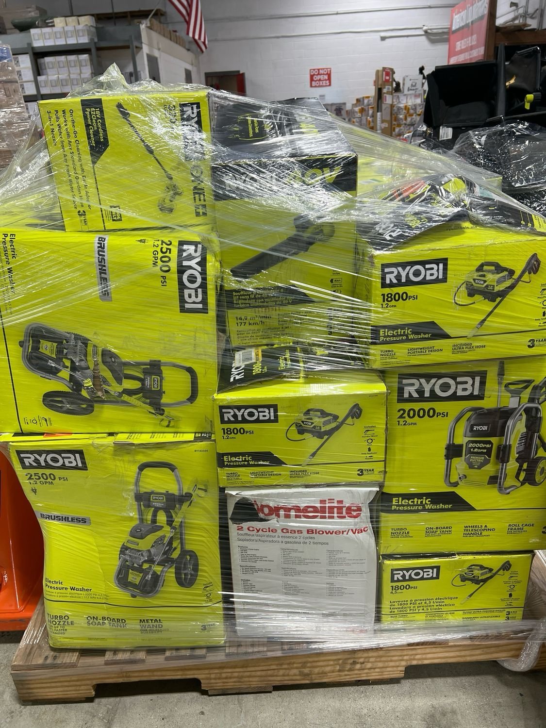 Home Depot Power Tool Pallet HDT-3333 — Mixed DeWalt, Milwaukee & Ryobi Load Home Depot Power Tool Pallet HDT-3333 — Mixed DeWalt, Milwaukee & Ryobi Load