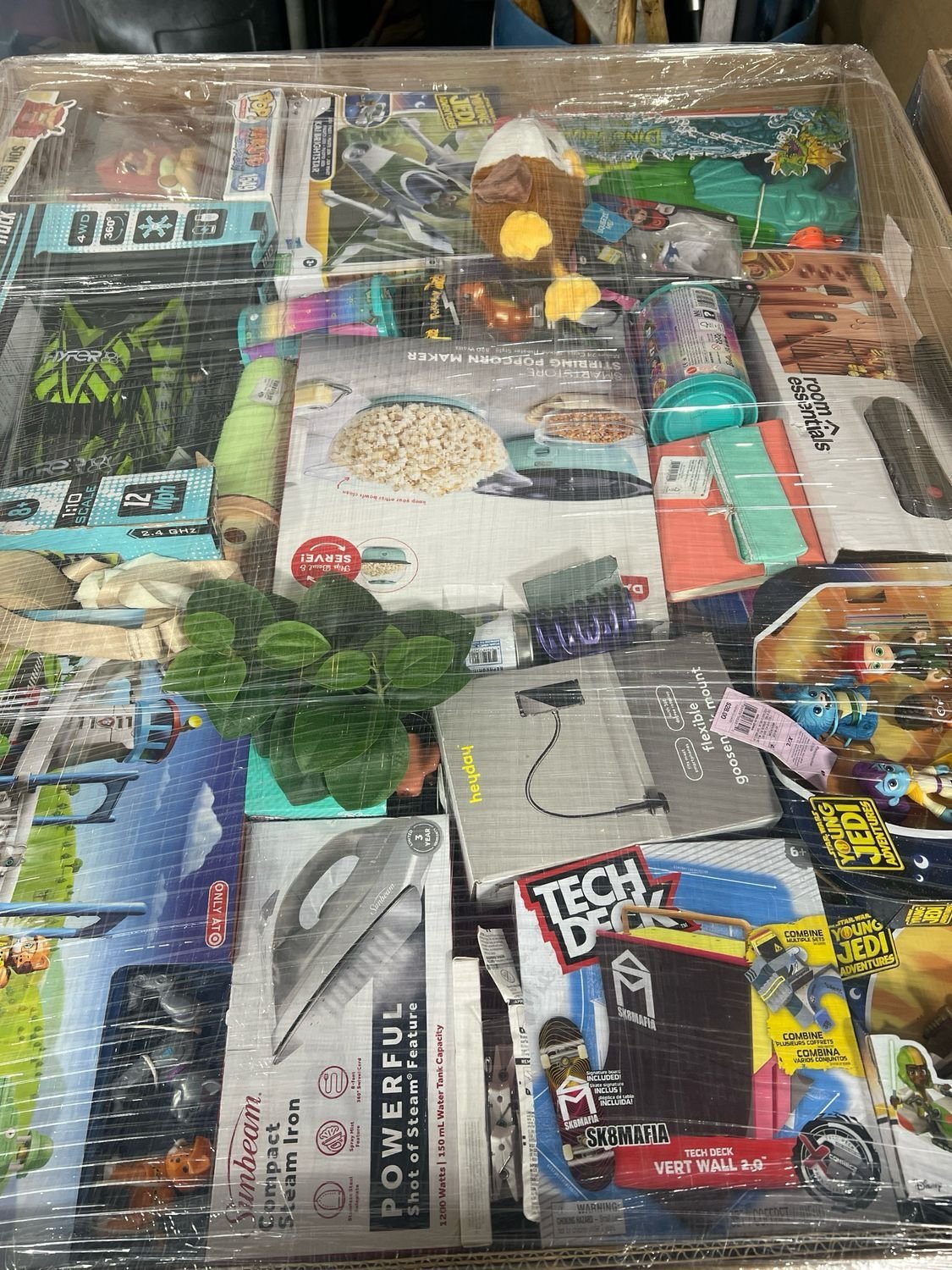 Bulk General Merchandise Liquidation Pallet — Mixed GM Resale Load Bulk General Merchandise Liquidation Pallet — Mixed GM Resale Load
