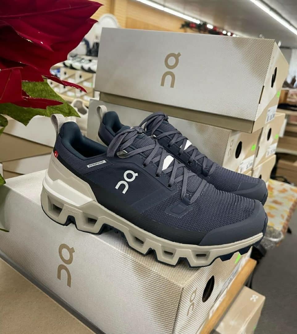 Cloud Nova Shoe Pallet — Boxed On-Style Sneakers by the Lot Cloud Nova Shoe Pallet — Boxed On-Style Sneakers by the Lot