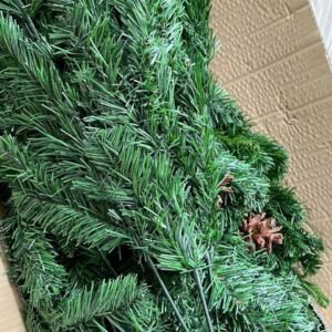 50 Artificial Trees for Resale - Wholesale Christmas Trees Pallet – Est. 320–500 Pieces – photo 6