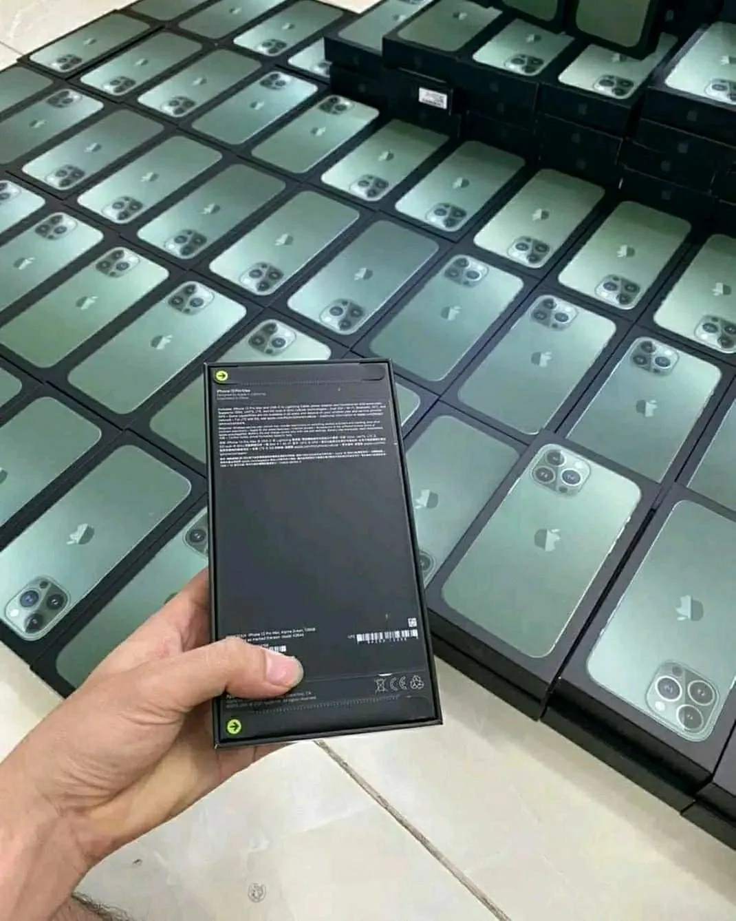 Used iPhone Liquidation Pallet Used iPhone Liquidation Pallet