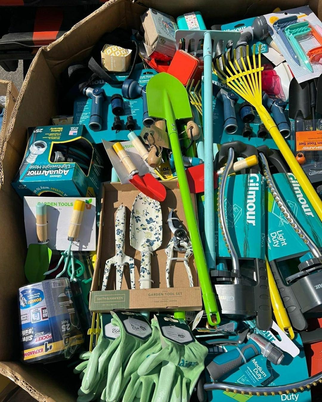 Jardineria Target Tools Pallets – Today – Est. 90–140 Units – photo 3 Jardineria Target Tools Pallets – Today – Est. 90–140 Units – photo 3