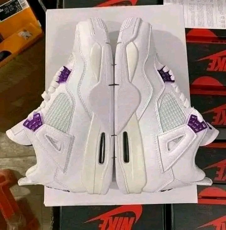 Air Jordan and Nike shoes pallets Air Jordan and Nike shoes pallets