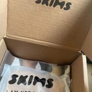 Skims wholesale pallet 300 - Skims Wholesale Pallet: 300 Pieces