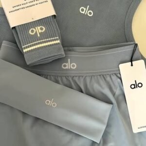 Alo Yoga Pallets