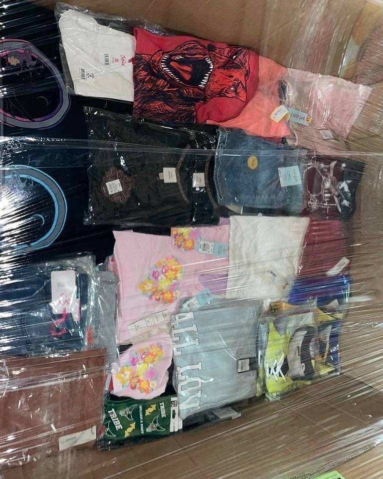Clothing & Apparel Pallets Clothing & Apparel Pallets