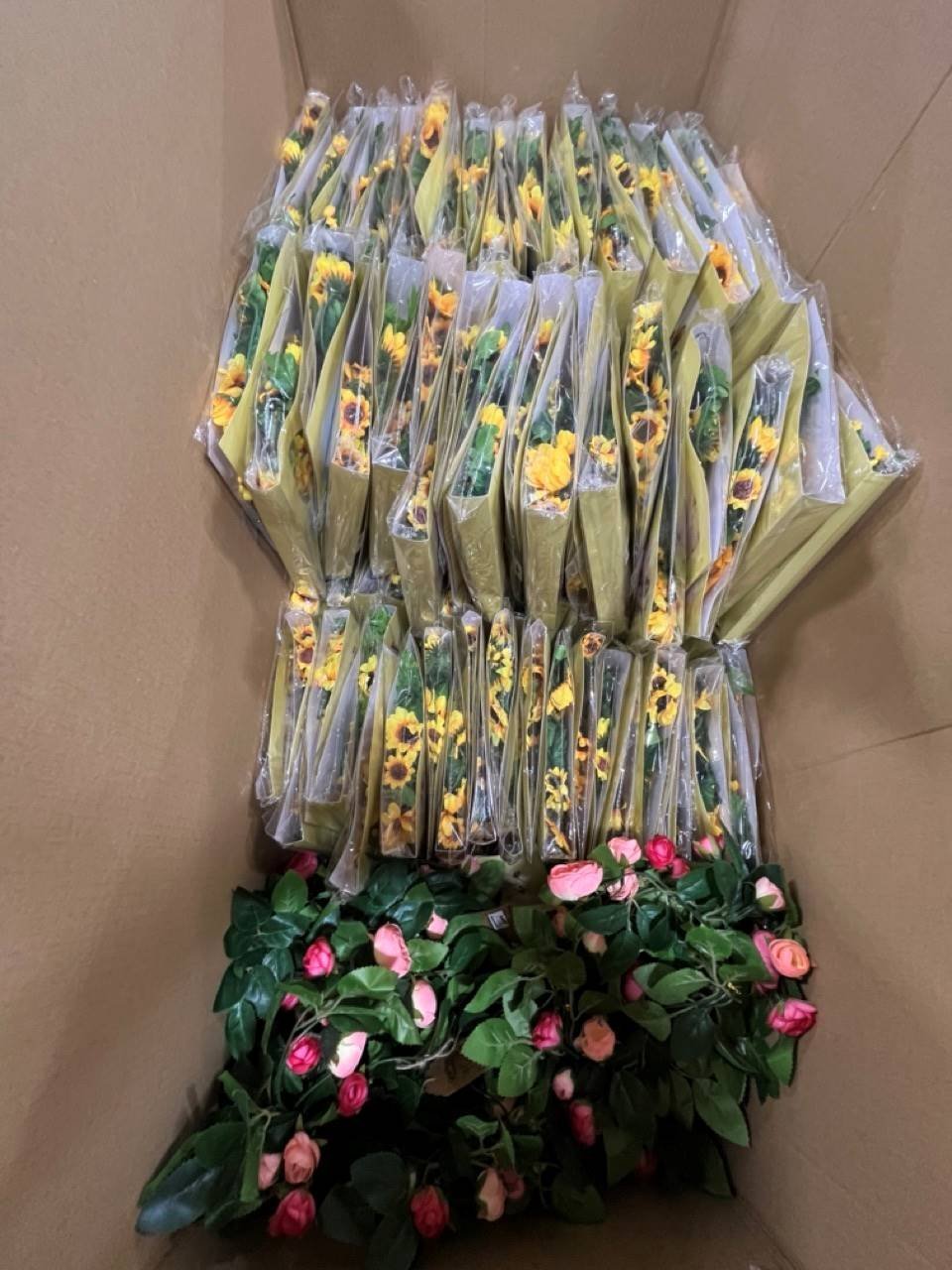 Wholesale Sunflower Garlands: Today Pallet Wholesale sunflower garlands today - Wholesale Sunflower Garlands: Today Pallet