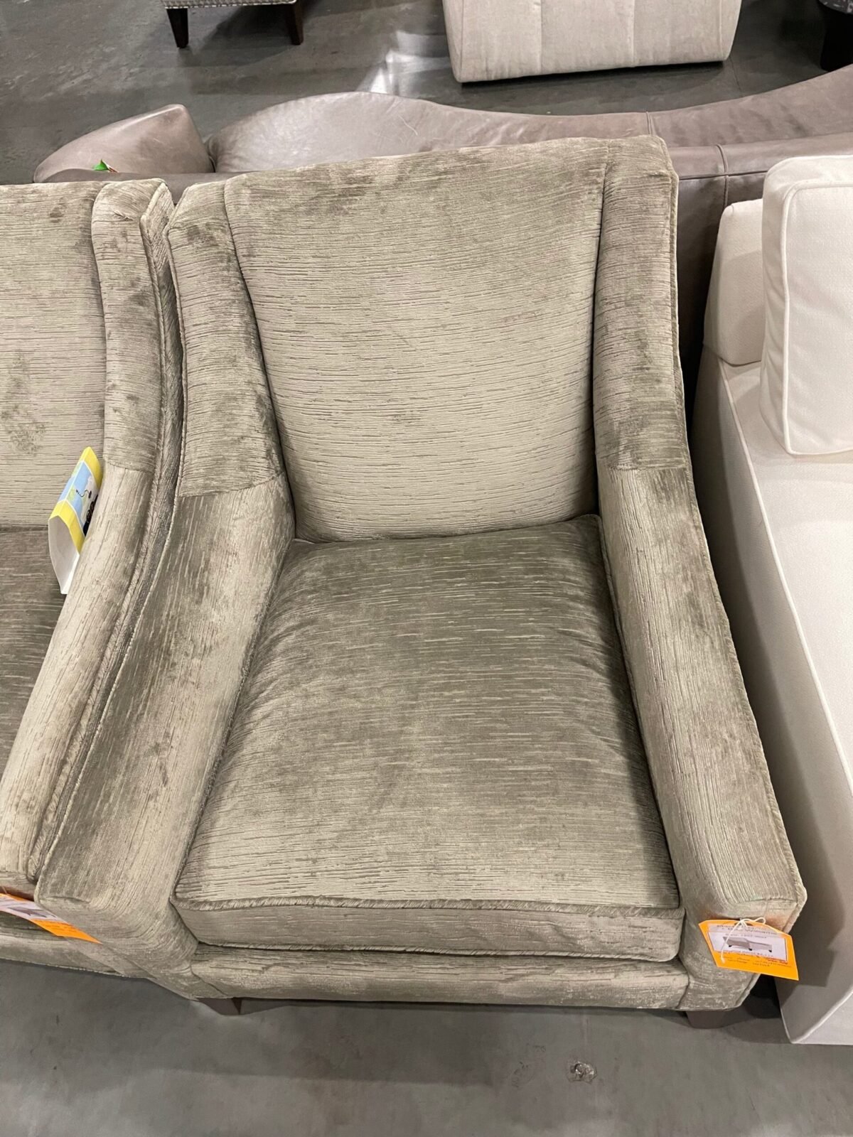 Furniture Liquidation Pallets: 1 Mitchell Gold + Bob Williams Chair Furniture liquidation pallets 1 - Furniture Liquidation Pallets: 1 Mitchell Gold + Bob Williams Chair