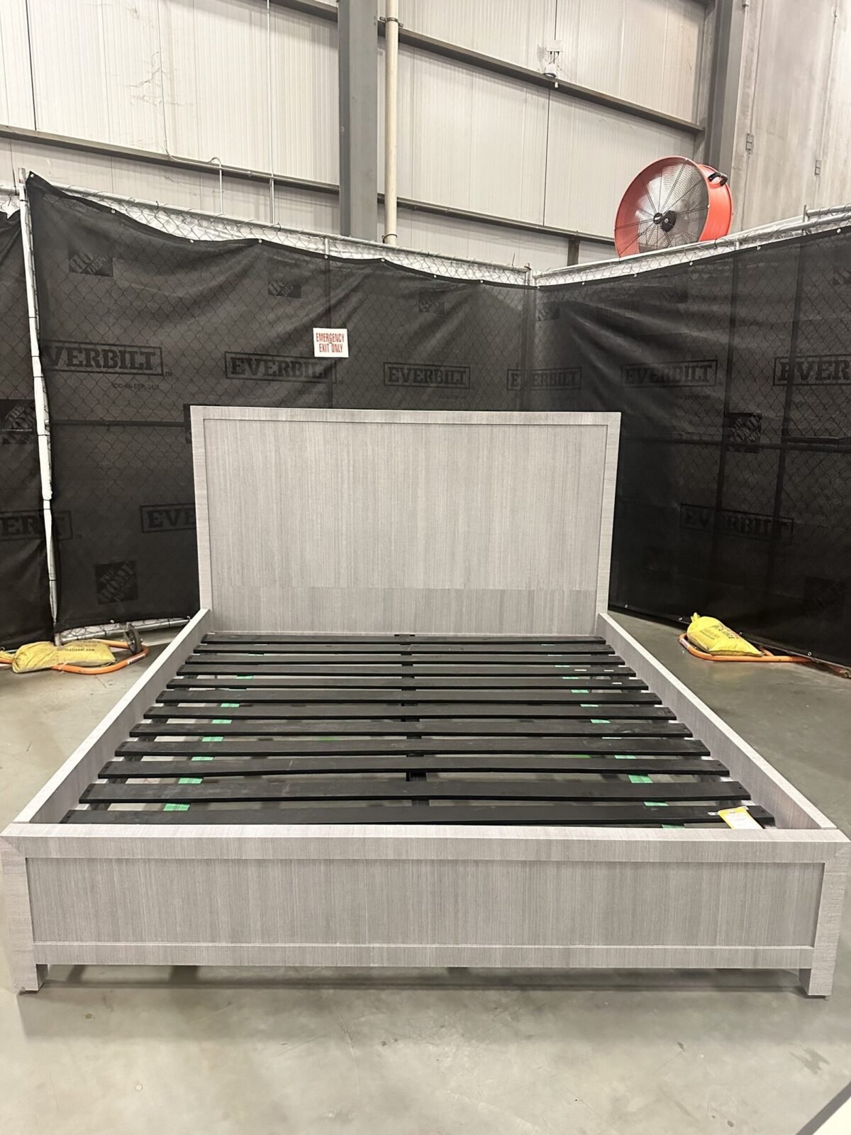 Mitchell Gold Bob Williams King Bed Liquidation Pallet Mitchell Gold Bob Williams King Bed Liquidation Pallet