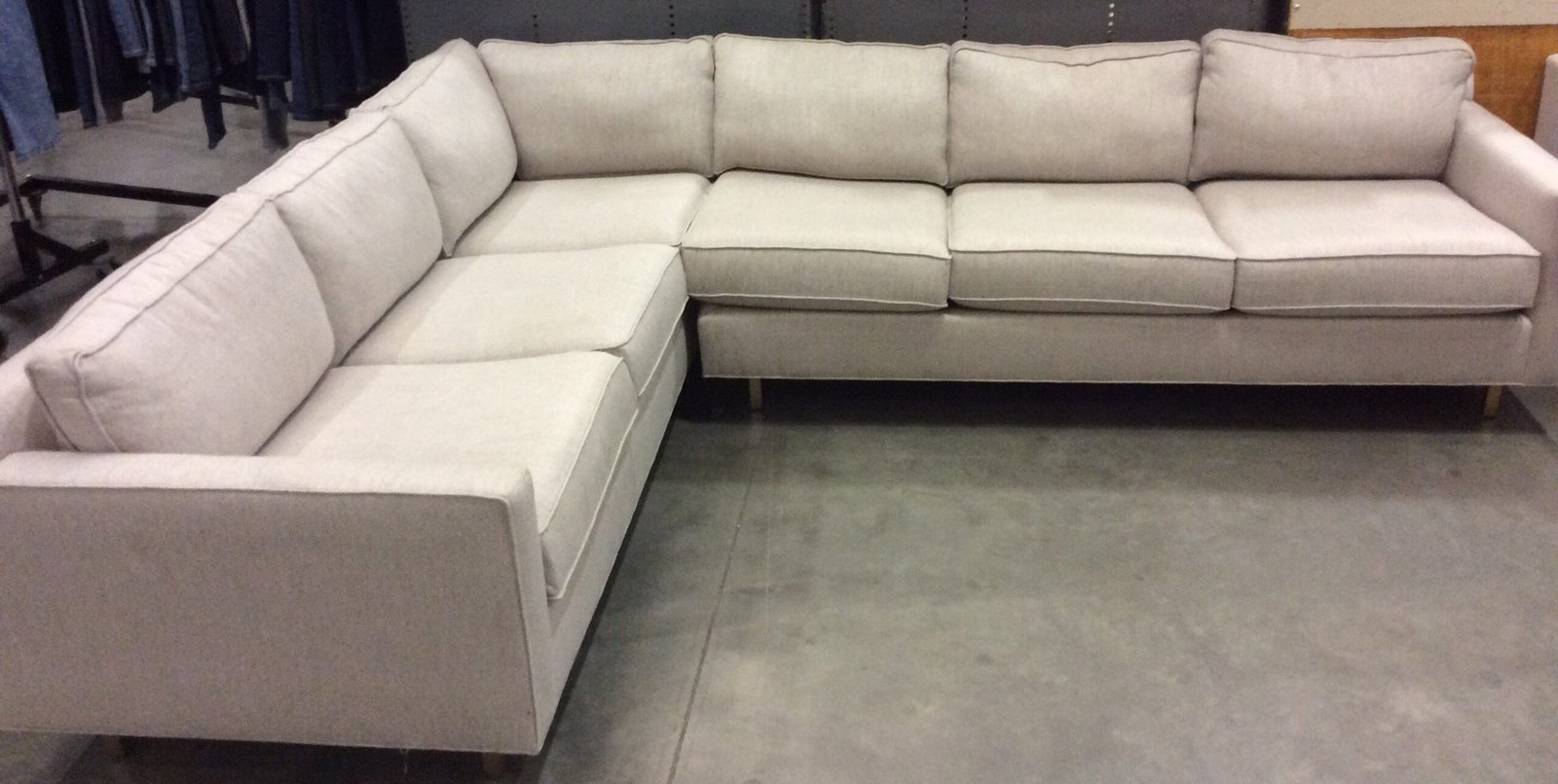 Mitchell Gold + Bob Williams Bench Sofa Pallet Mitchell Gold + Bob Williams Bench Sofa Pallet