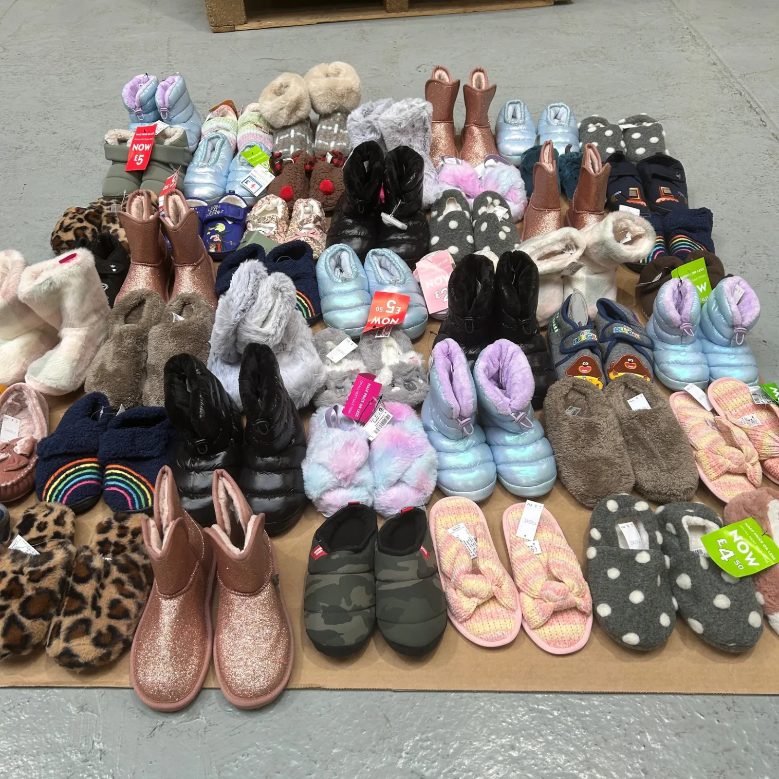 Kid’s Mixed Slippers Pallet Kid s mixed slippers - Kid’s Mixed Slippers Pallet