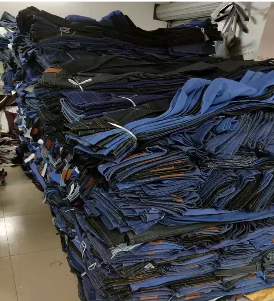 Jeans & Mixed Clothing Liquidation Pallets Jeans & Mixed Clothing Liquidation Pallets