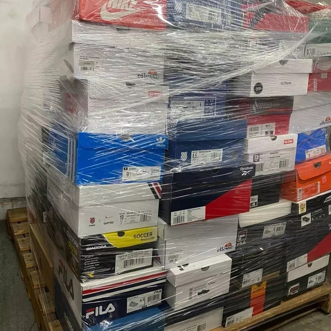 Mixed Sneakers Pallet | Approx. 200 Pairs Wholesale Athletic Shoes Bulk Deals – photo 2 Mixed Sneakers Pallet | Approx. 200 Pairs Wholesale Athletic Shoes Bulk Deals – photo 2