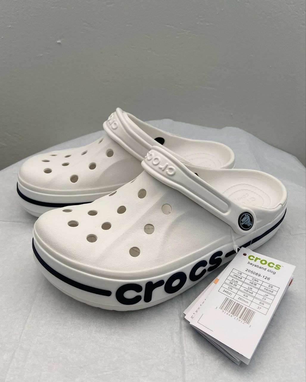 Crocs Liquidation Pallet: 150 Pairs for Resale Crocs liquidation pallet 150 - Crocs Liquidation Pallet: 150 Pairs for Resale
