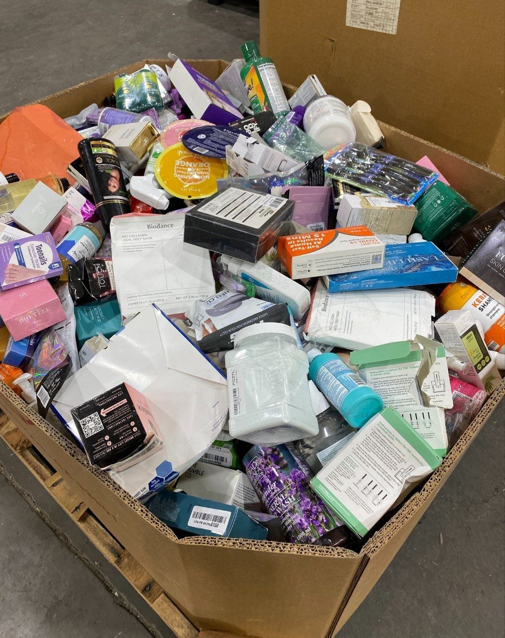 Health and Beauty Liquidation Pallets – 400 Pieces Health and Beauty Liquidation Pallets – 400 Pieces