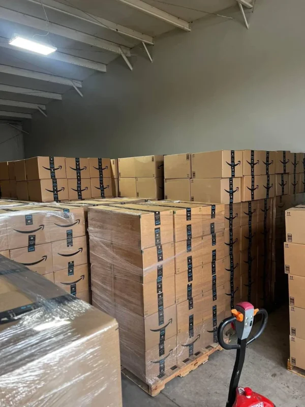 Amazon Boxes Warehouse Pallet – Est. 65–100 Units – photo 2 Amazon Boxes Warehouse Pallet – Est. 65–100 Units – photo 2
